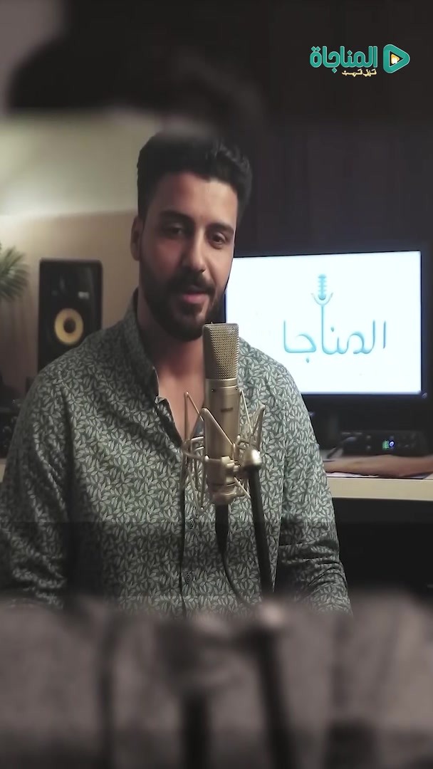 سبحان من خلق الأكوان من عدمٍ